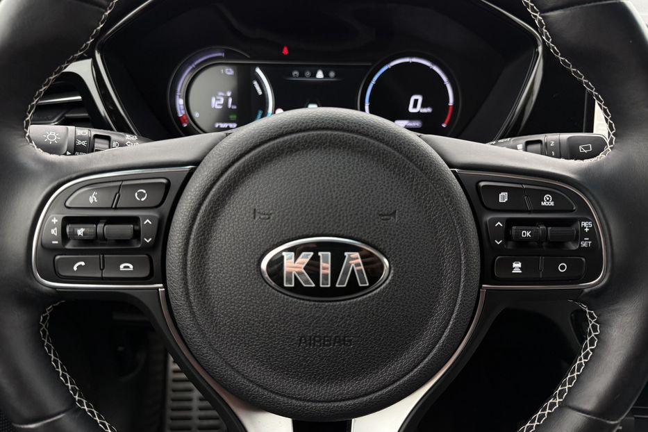 Продам Kia Niro 64 кВт. Макс. комплектація 2021 года в Львове