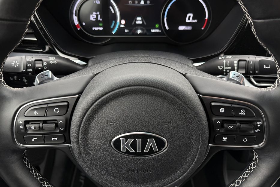 Продам Kia Niro 64 кВт. Макс. комплектація 2021 года в Львове