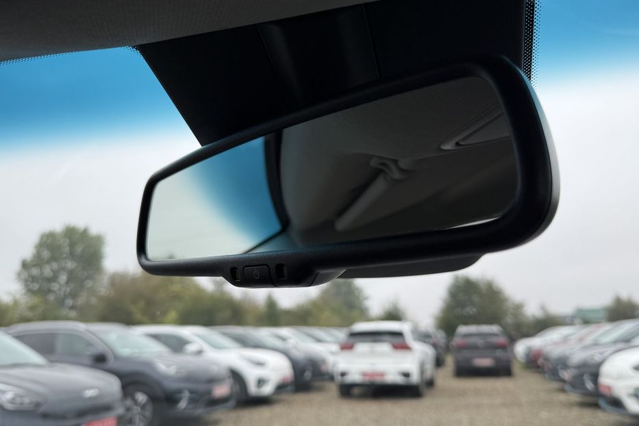 Продам Kia Niro 64 кВт. Макс. комплектація 2021 года в Львове