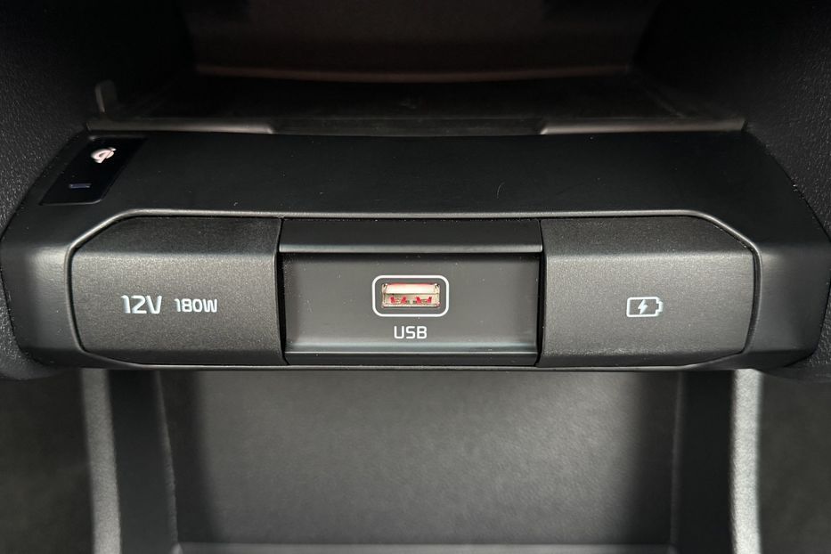 Продам Kia Niro 64 кВт. Макс. комплектація 2021 года в Львове