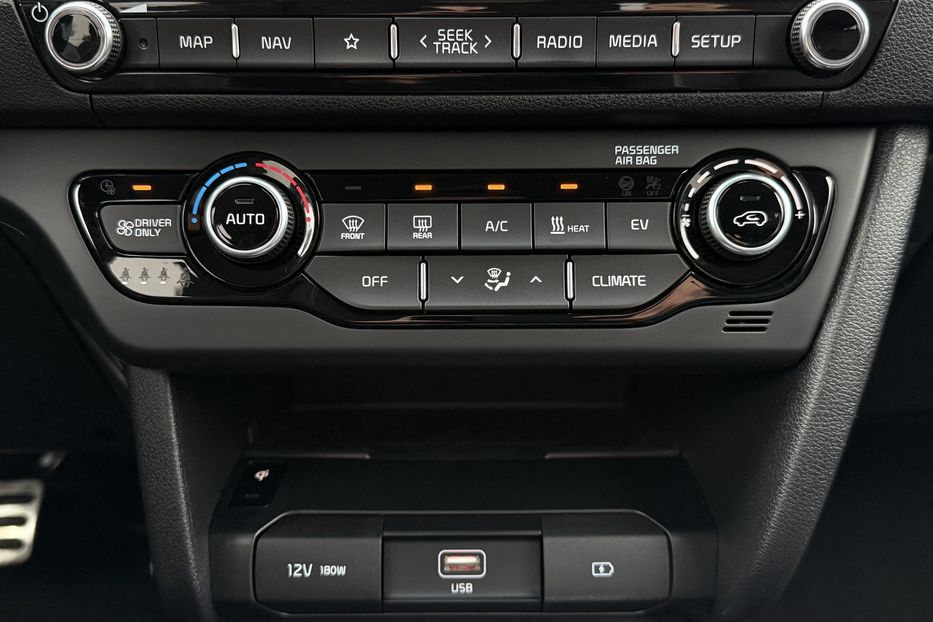 Продам Kia Niro 64 кВт. Макс. комплектація 2021 года в Львове