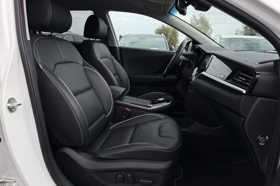 Продам Kia Niro 64 кВт. Макс. комплектація 2021 года в Львове