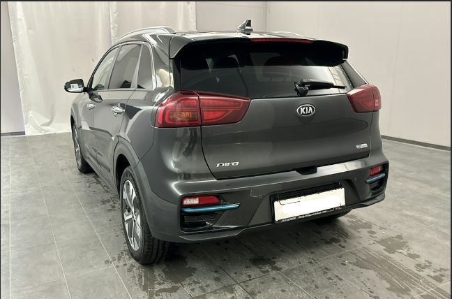 Продам Kia Niro 64 kw в ДОРОЗІ 2021 года в Львове