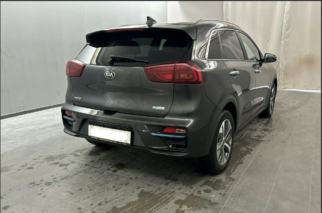 Продам Kia Niro 64 kw в ДОРОЗІ 2021 года в Львове