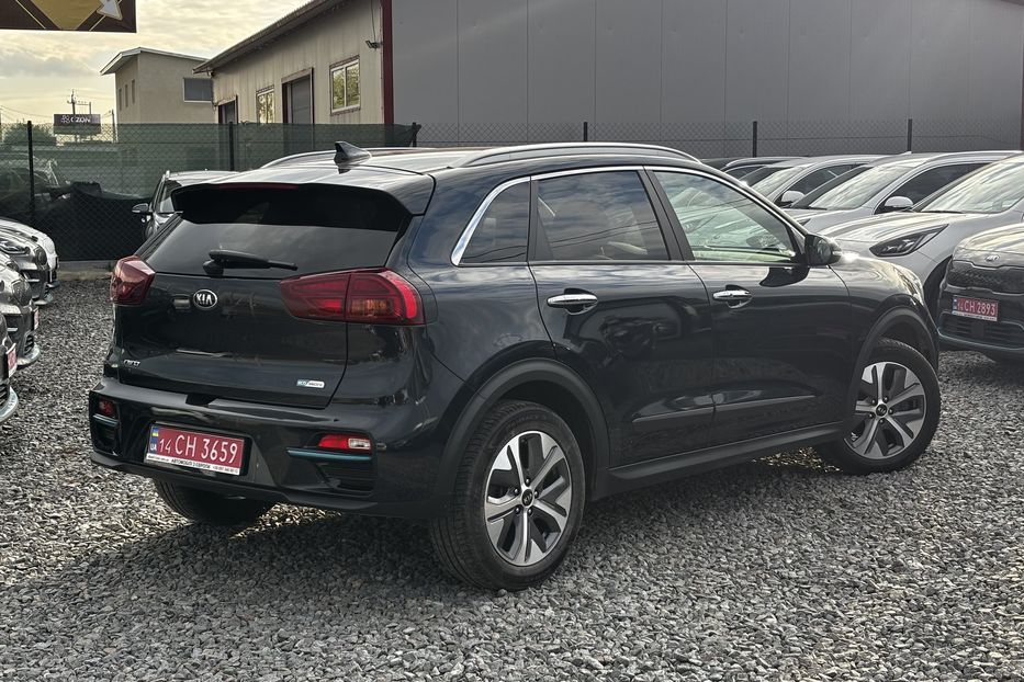 Продам Kia Niro 64 кВт авто у Львові 2021 года в Львове