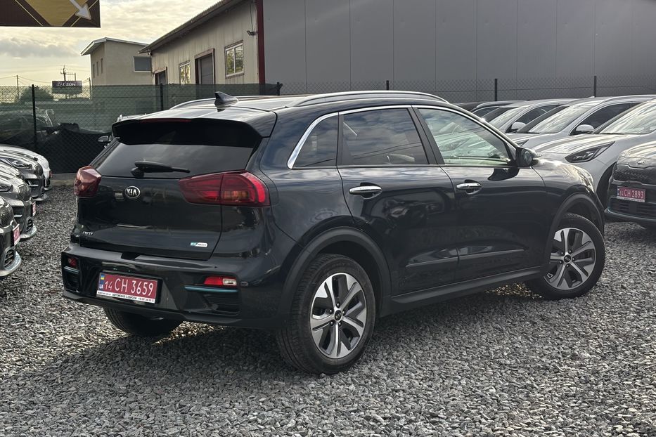 Продам Kia Niro 64 кВт авто у Львові 2021 года в Львове