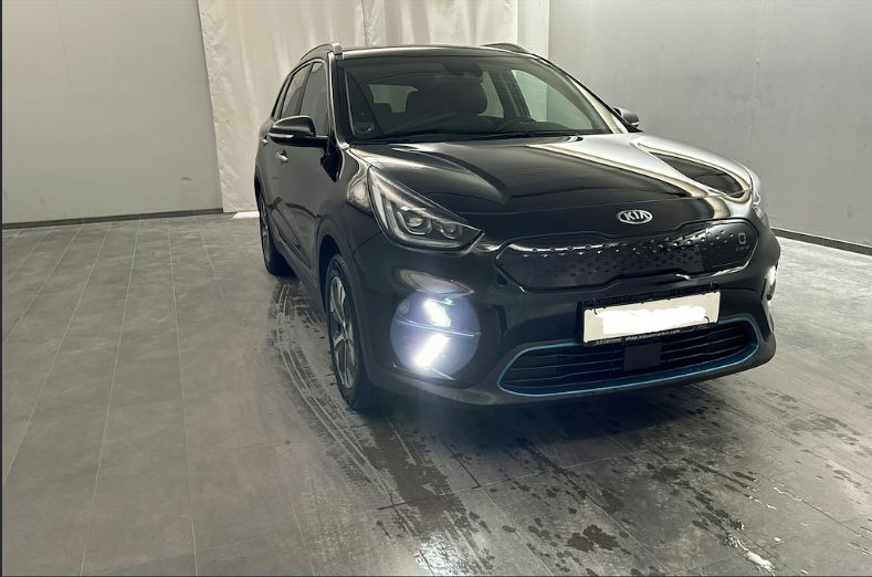 Продам Kia Niro 64 kw авто в дорозі 2021 года в Львове