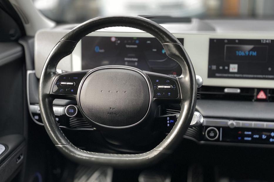 Продам Hyundai Ioniq 2021 года в Луцке