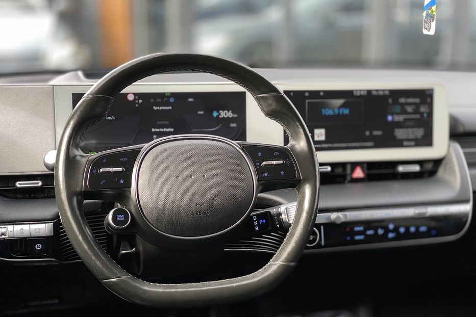 Продам Hyundai Ioniq 2021 года в Луцке
