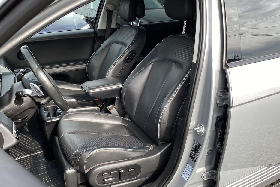 Продам Hyundai Ioniq 2021 года в Луцке