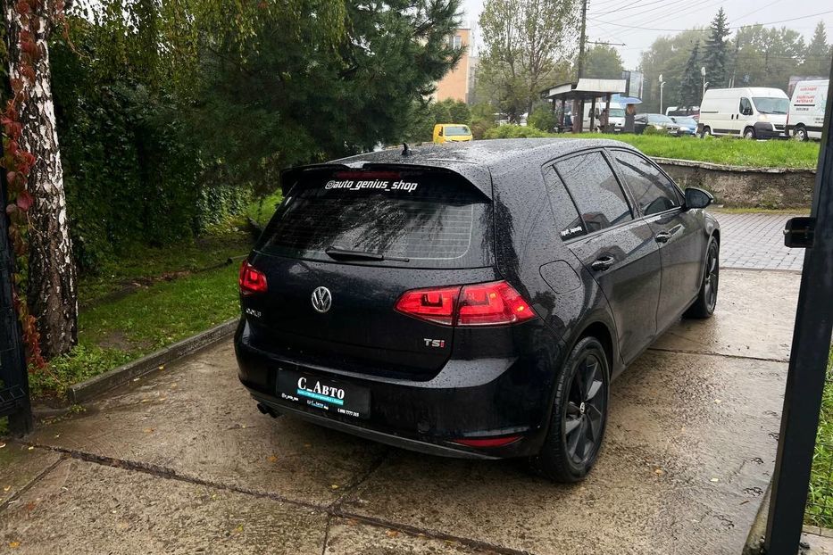Продам Volkswagen Golf VII 2015 года в Черновцах