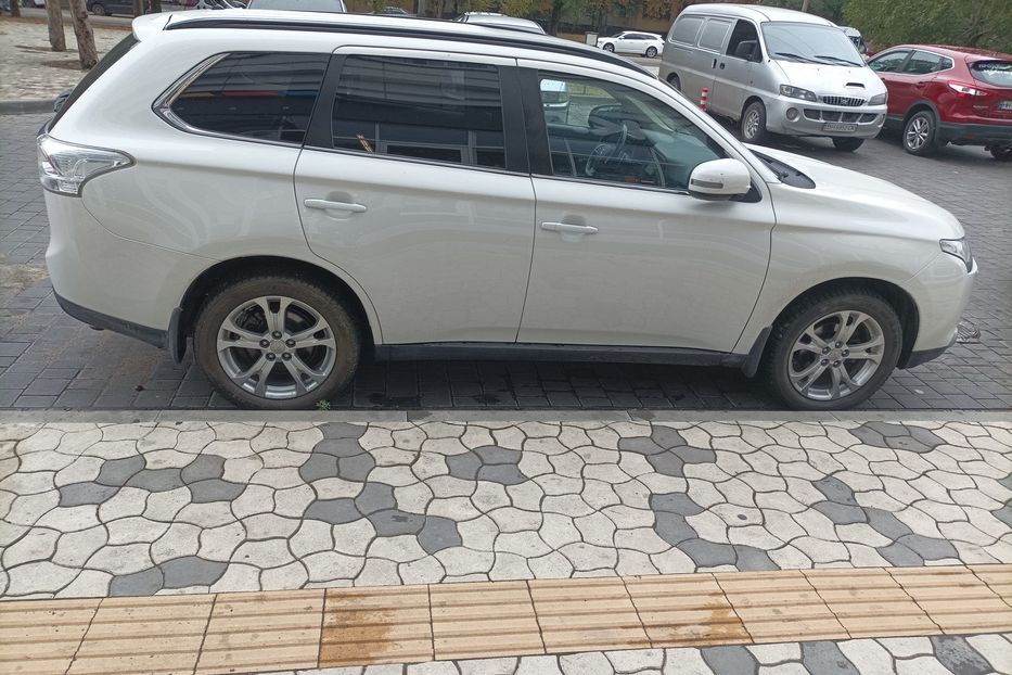 Продам Mitsubishi Outlander европа 2013 года в Одессе