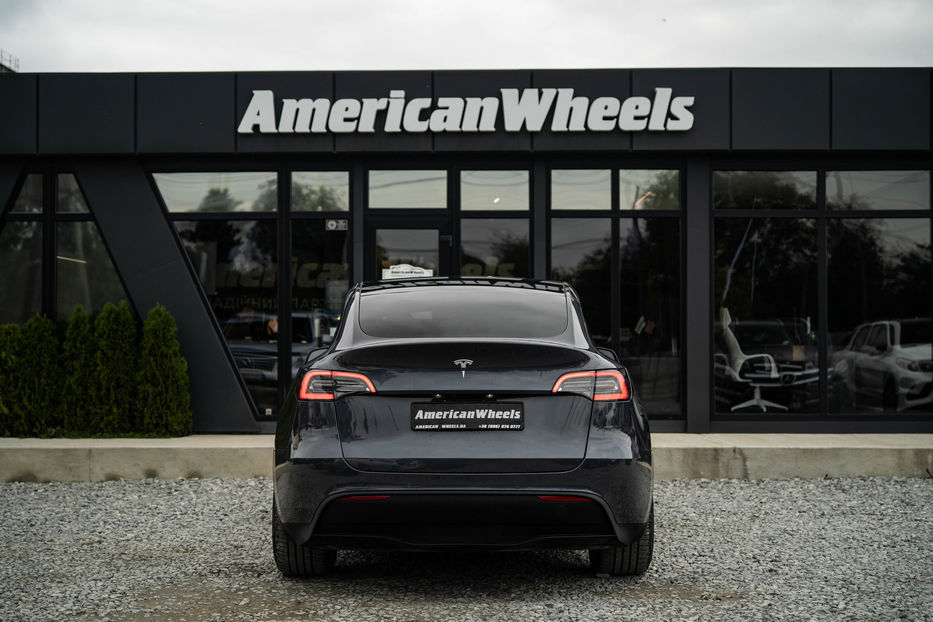Продам Tesla Model Y Performance 2021 года в Черновцах