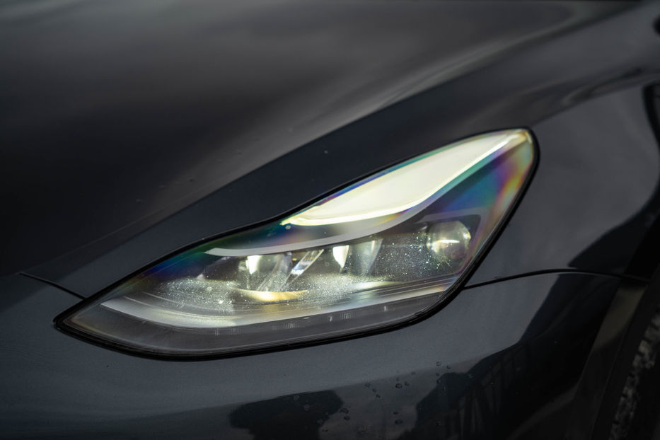 Продам Tesla Model Y Performance 2021 года в Черновцах
