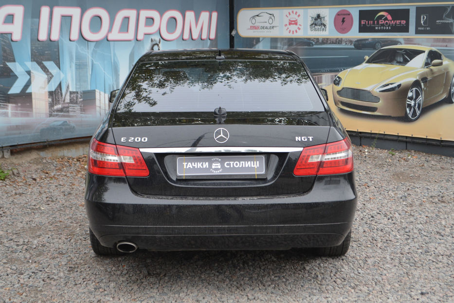 Продам Mercedes-Benz E-Class 2011 года в Киеве