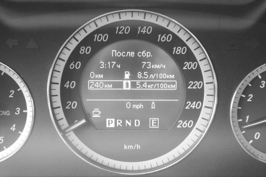 Продам Mercedes-Benz E-Class 2011 года в Киеве