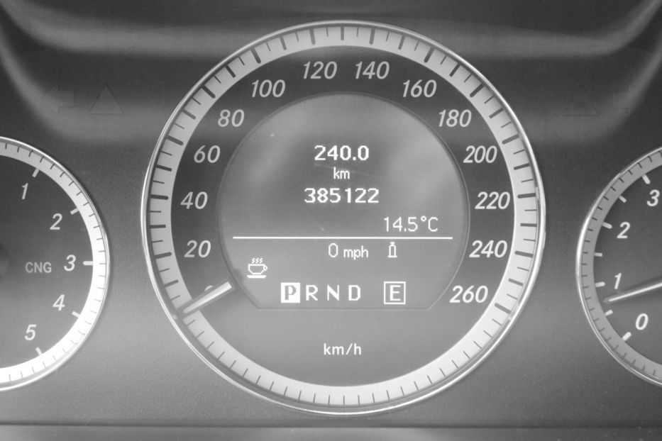 Продам Mercedes-Benz E-Class 2011 года в Киеве