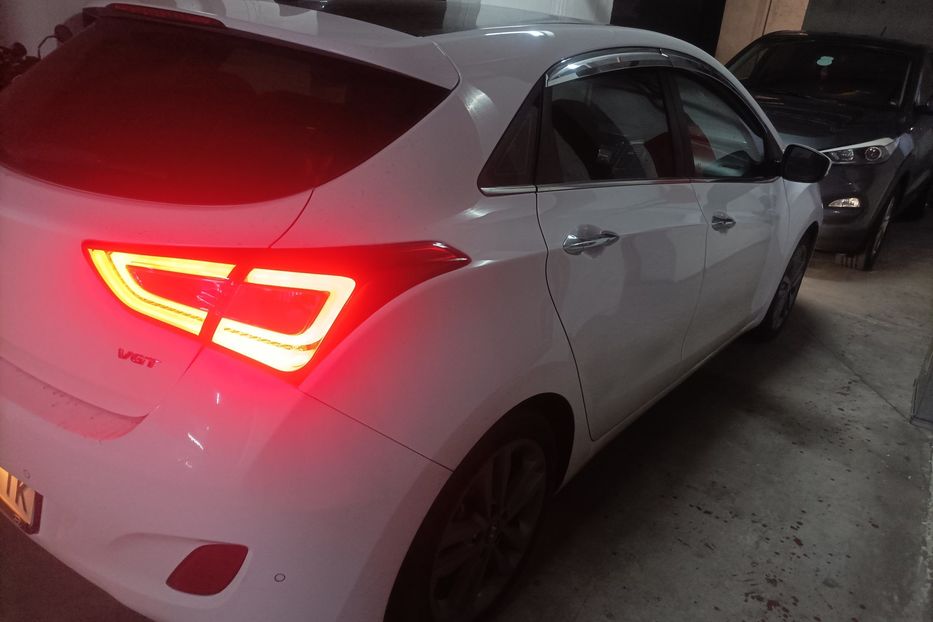 Продам Hyundai i30  корея 2015 года в Одессе