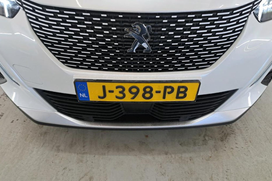 Продам Peugeot 2008 GT EV 50 KW авто в дорозі  2020 года в Львове