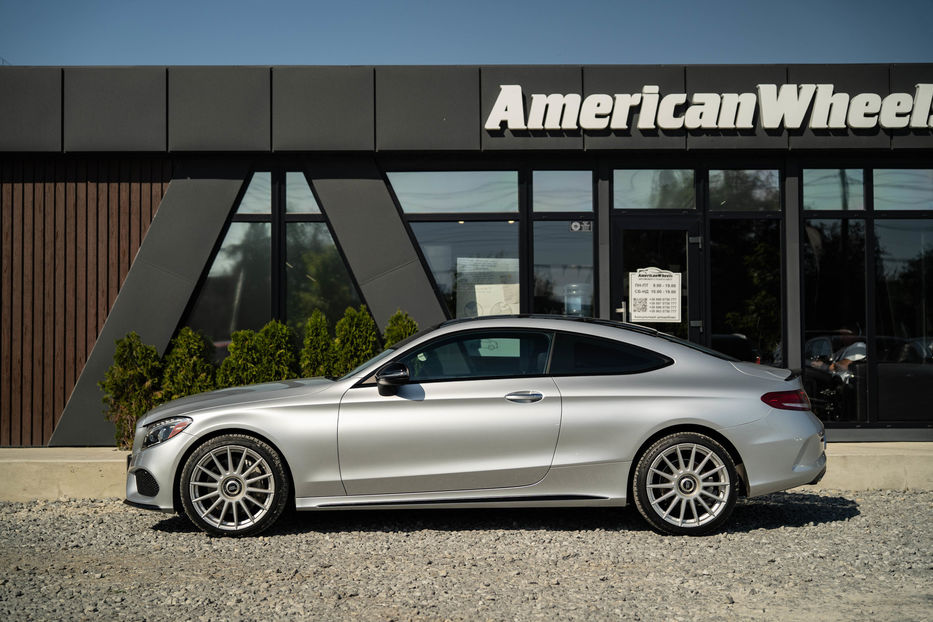 Продам Mercedes-Benz C-Class 300 2016 года в Черновцах