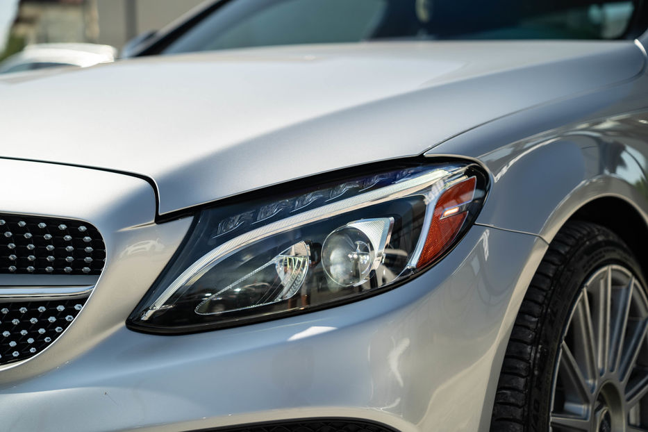 Продам Mercedes-Benz C-Class 300 2016 года в Черновцах