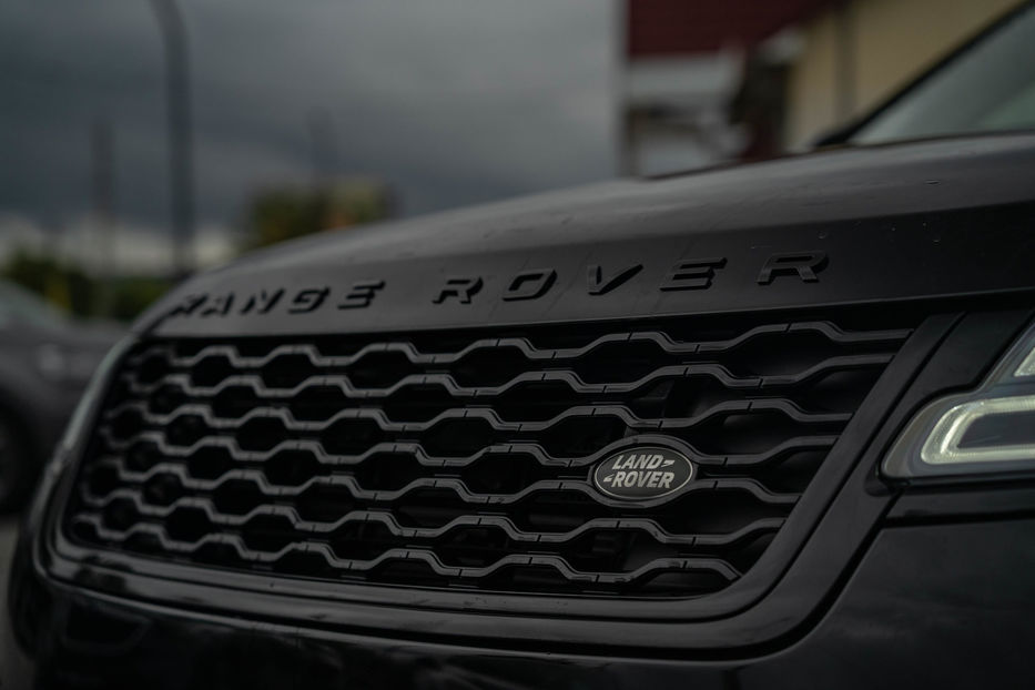 Продам Land Rover Range Rover Velar R-Dynamic S 2022 года в Черновцах