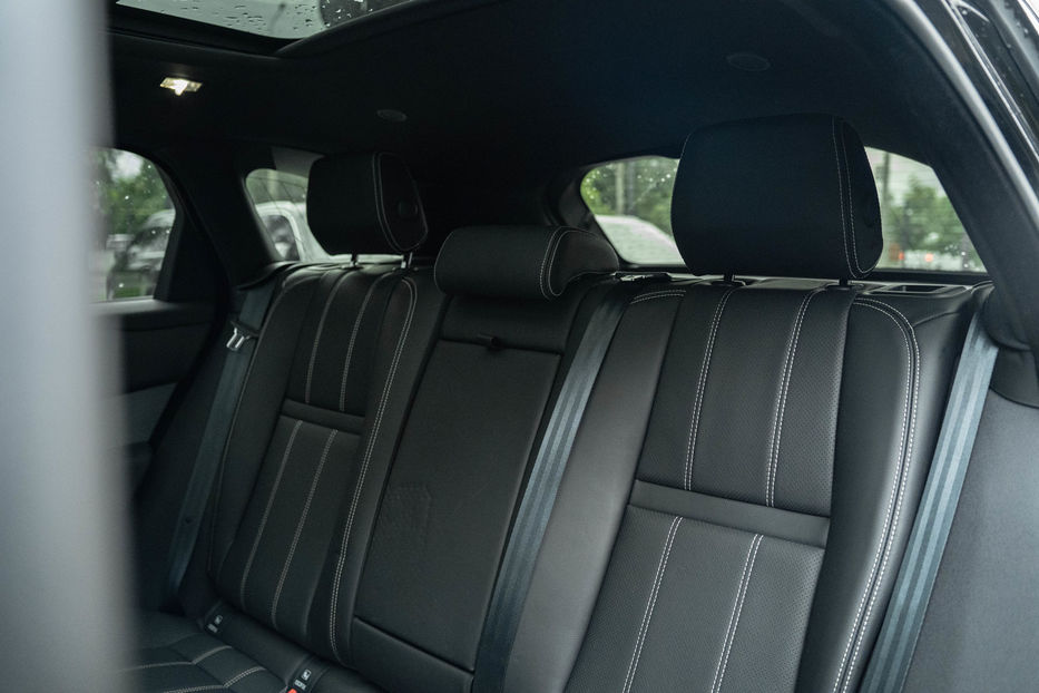 Продам Land Rover Range Rover Velar R-Dynamic S 2022 года в Черновцах