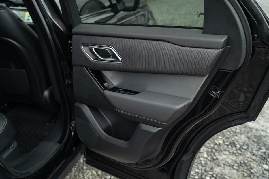 Продам Land Rover Range Rover Velar R-Dynamic S 2022 года в Черновцах