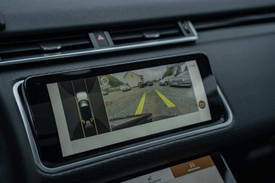 Продам Land Rover Range Rover Velar R-Dynamic S 2022 года в Черновцах