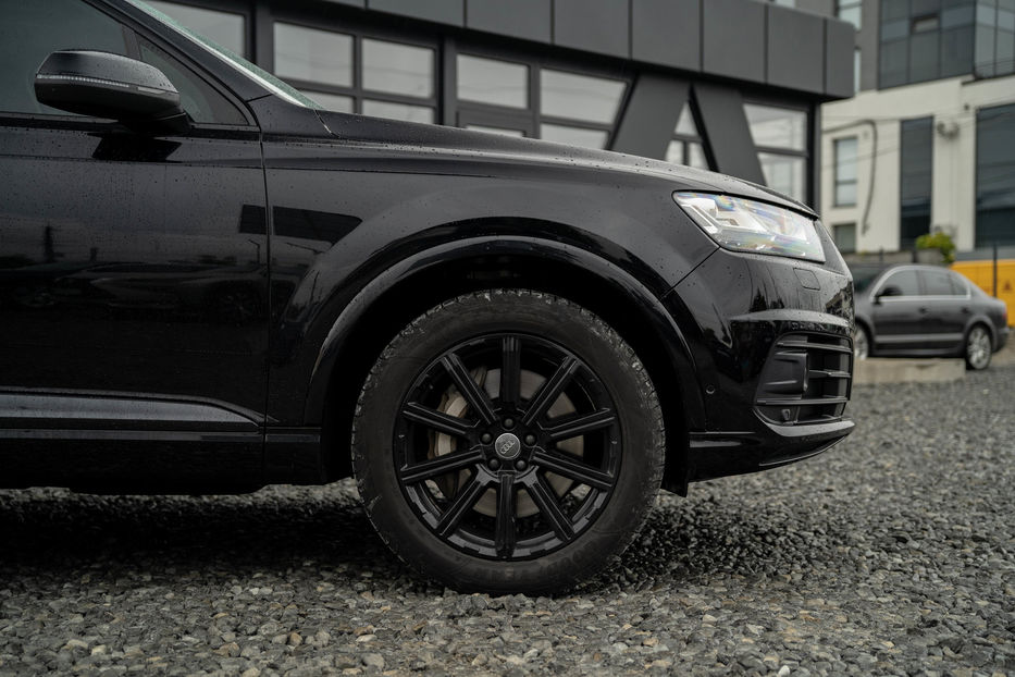 Продам Audi Q7 Prestige 2017 года в Черновцах
