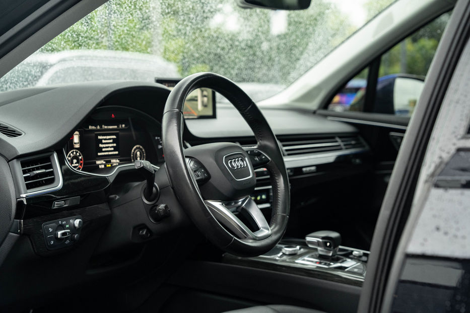 Продам Audi Q7 Prestige 2017 года в Черновцах
