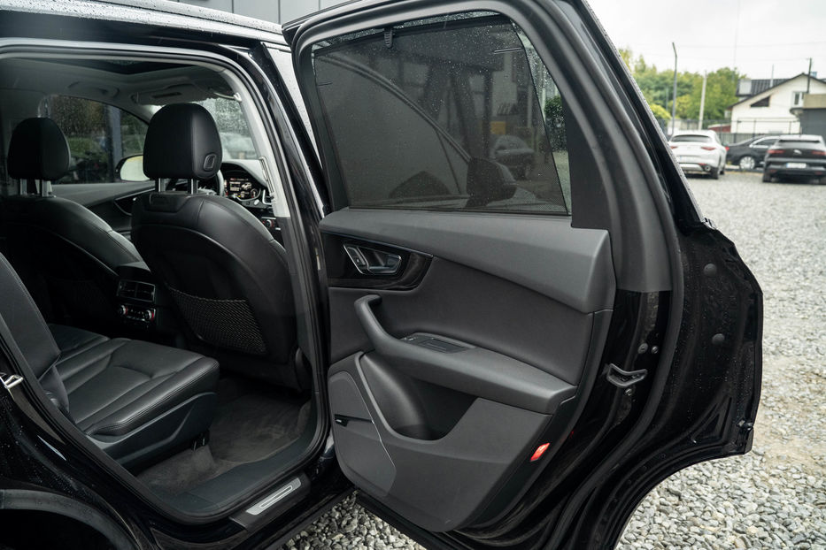 Продам Audi Q7 Prestige 2017 года в Черновцах