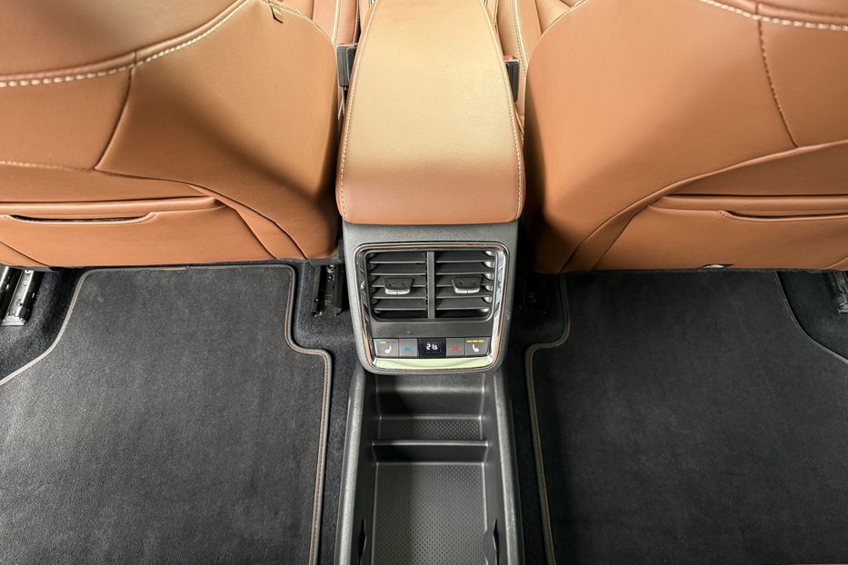 Продам Skoda 100  Enyaq iV 60 62kWh (180 к.с.) 2022 года в Львове