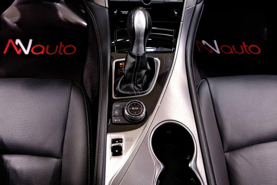 Продам Infiniti Q50 2.2d 2015 года в Одессе
