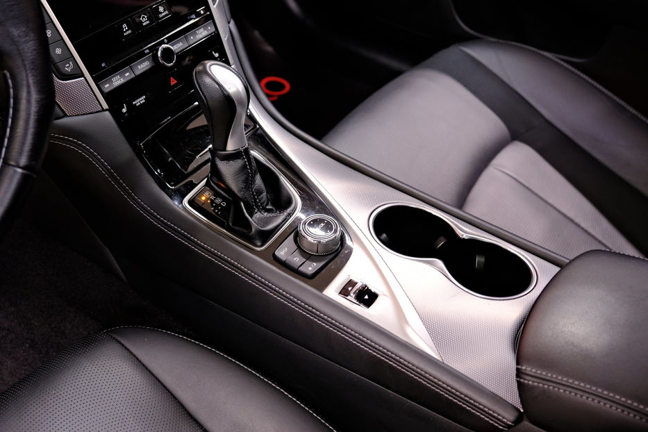Продам Infiniti Q50 2.2d 2015 года в Одессе