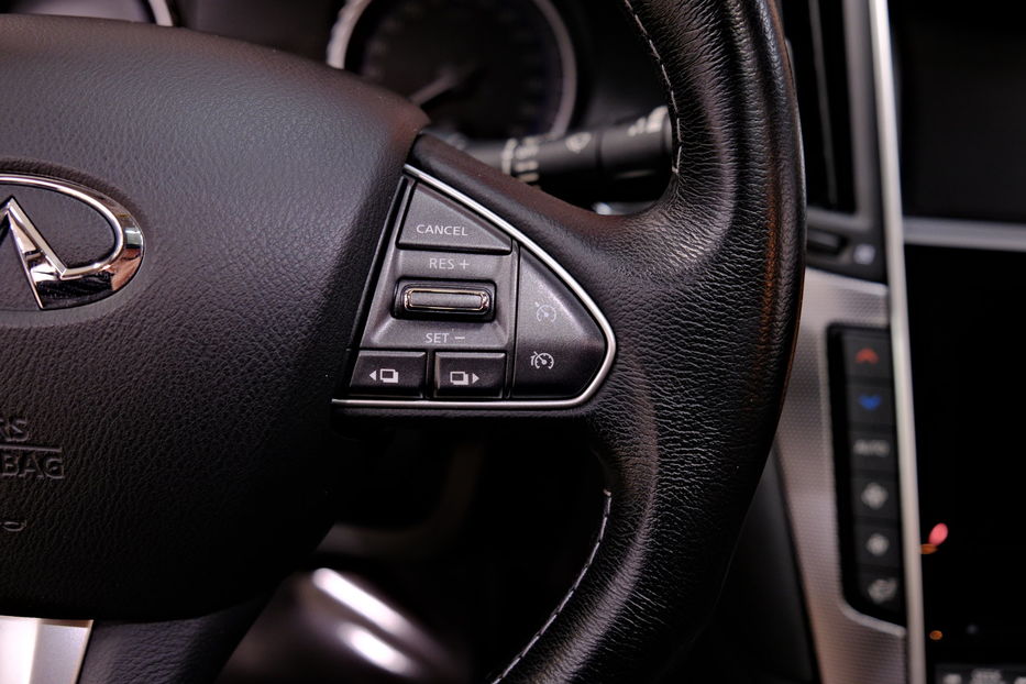 Продам Infiniti Q50 2.2d 2015 года в Одессе