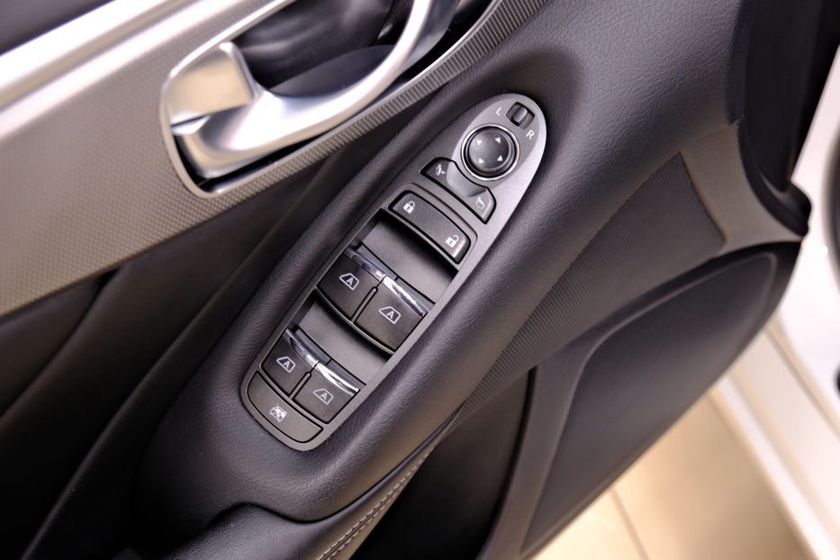 Продам Infiniti Q50 2.2d 2015 года в Одессе