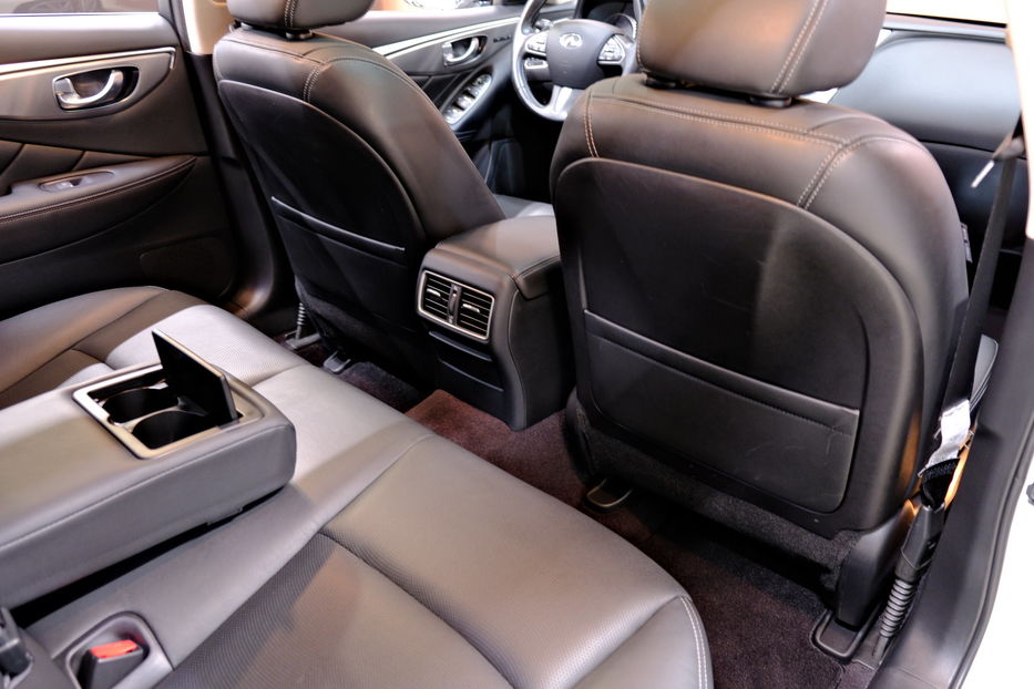 Продам Infiniti Q50 2.2d 2015 года в Одессе
