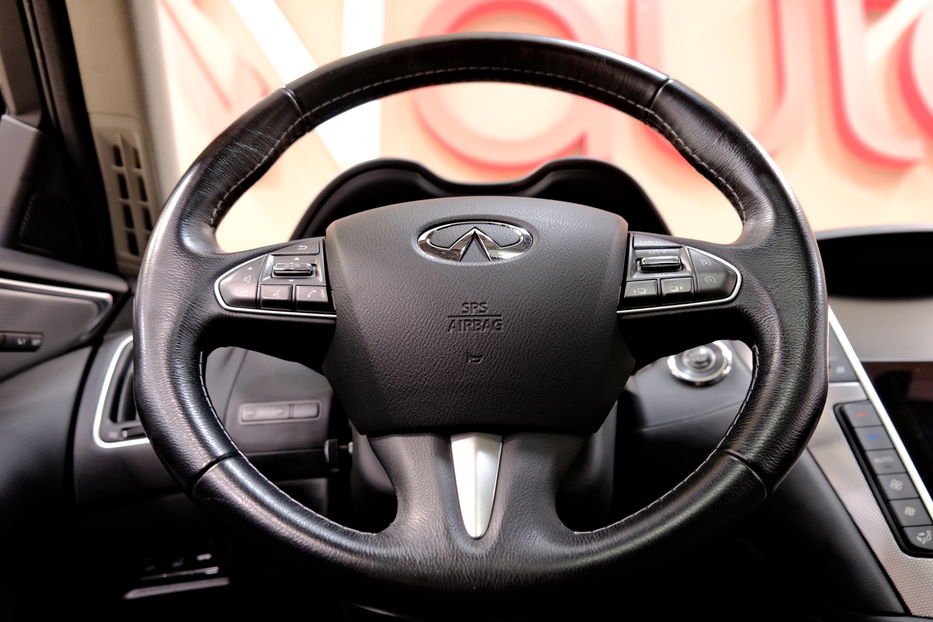 Продам Infiniti Q50 2.2d 2015 года в Одессе