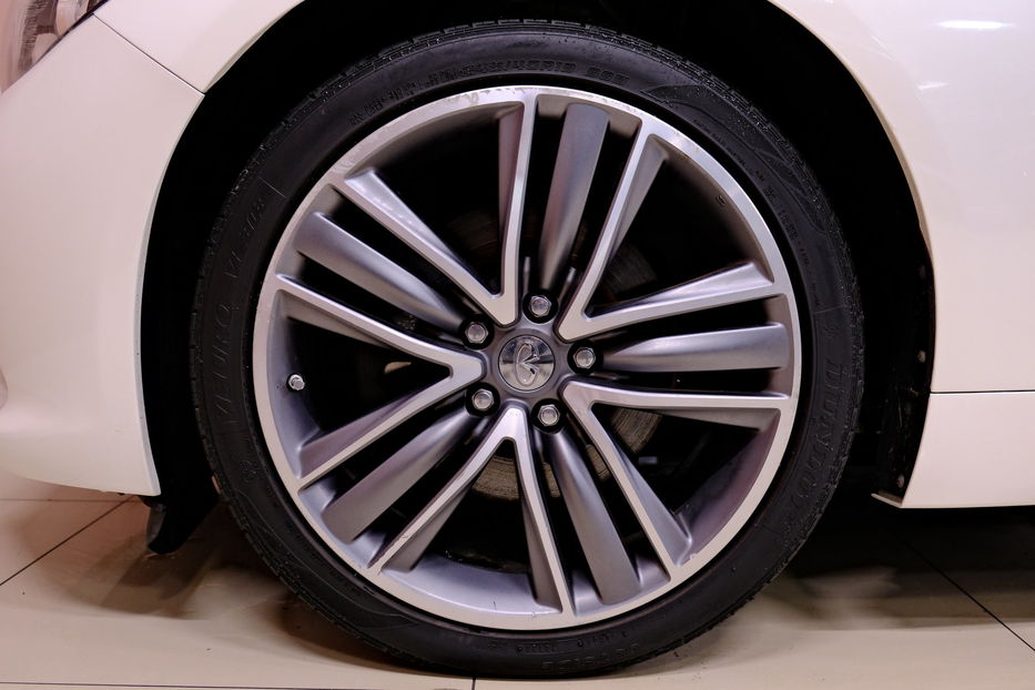 Продам Infiniti Q50 2.2d 2015 года в Одессе