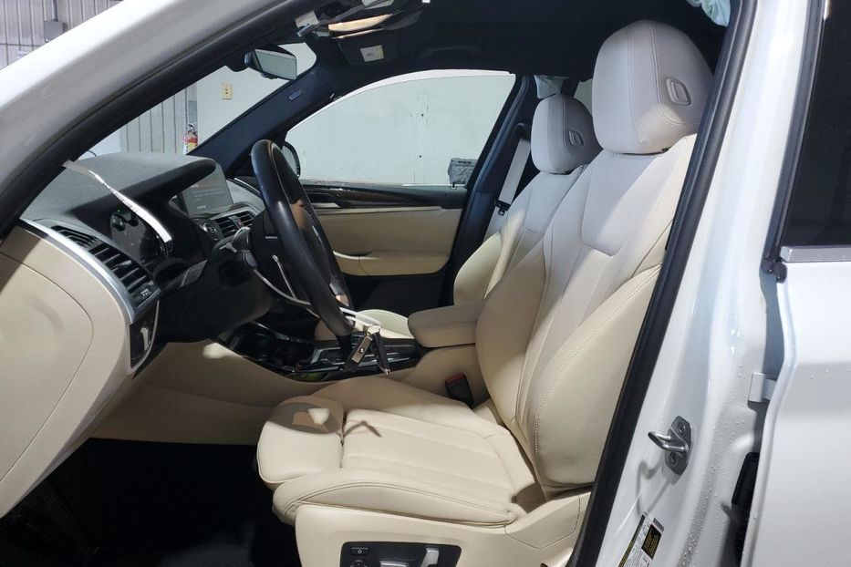 Продам BMW X3 30i XDrive  Авто в дорозі 2018 года в Черновцах
