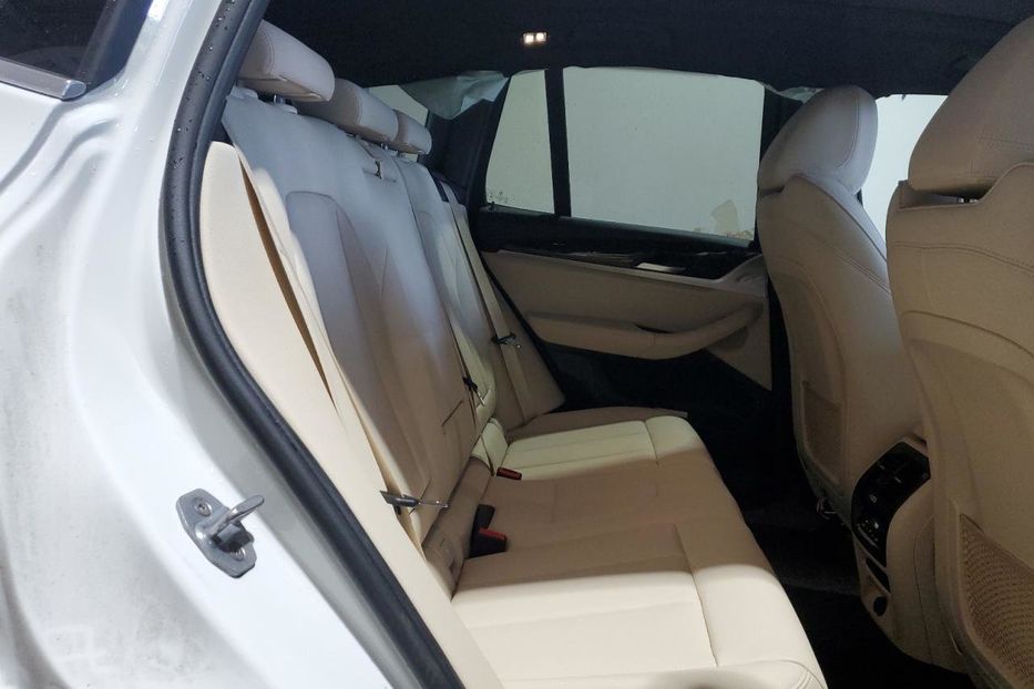 Продам BMW X3 30i XDrive  Авто в дорозі 2018 года в Черновцах
