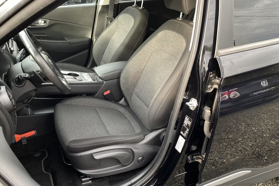 Продам Hyundai Kona 2020 года в Луцке