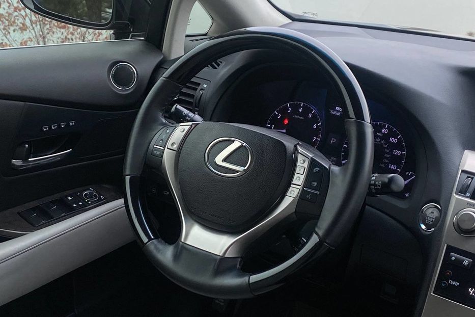 Продам Lexus RX 350 2015 года в Днепре