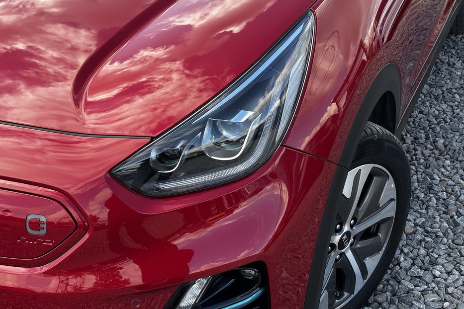 Продам Kia Niro 64 кВт  авто у Львові  2020 года в Львове