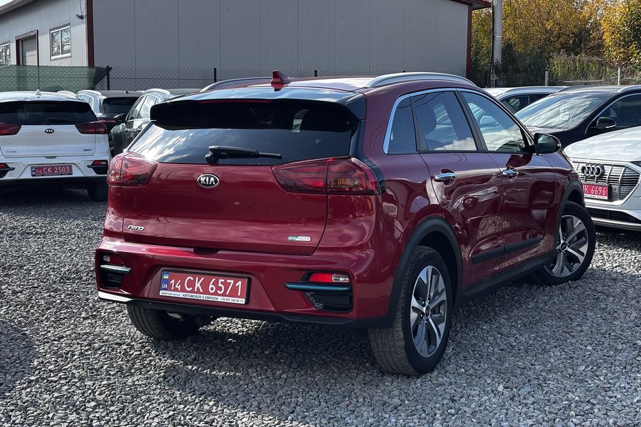Продам Kia Niro 64 кВт  авто у Львові  2020 года в Львове