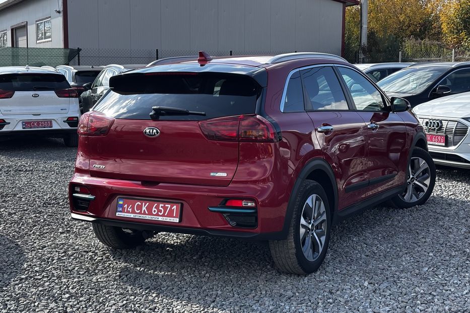 Продам Kia Niro 64 кВт  авто у Львові  2020 года в Львове