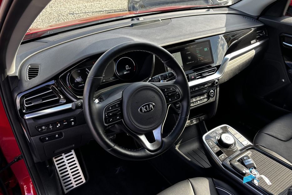 Продам Kia Niro 64 кВт  авто у Львові  2020 года в Львове