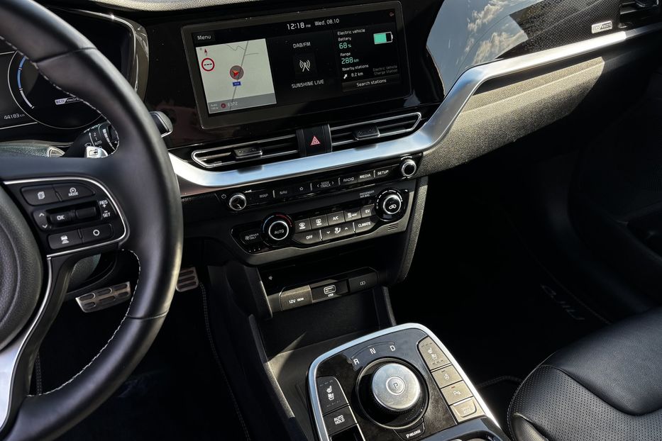 Продам Kia Niro 64 кВт  авто у Львові  2020 года в Львове