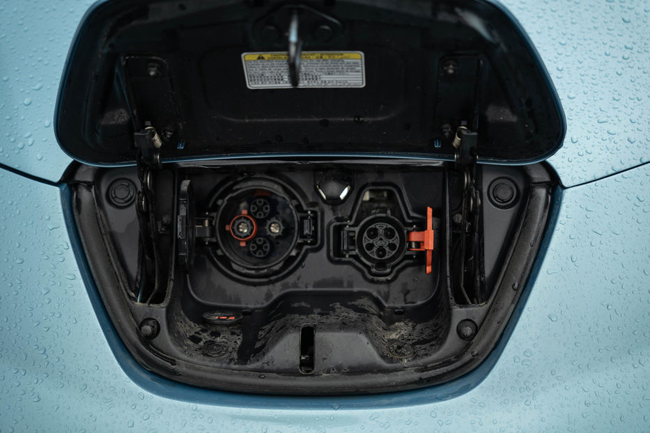 Продам Nissan Leaf 2015 года в Черновцах